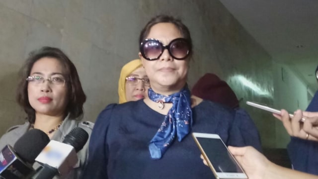 Joyce Waraow memberikan pernyataan. (Foto: Aria Pradana/kumparan)