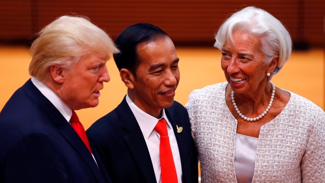 Jokowi dan Trump di KTT G20 Foto: REUTERS/Wolfgang Rattay