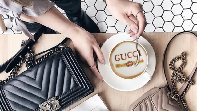Gucci Latte Art (Foto: Instagram/@coffeenclothes)