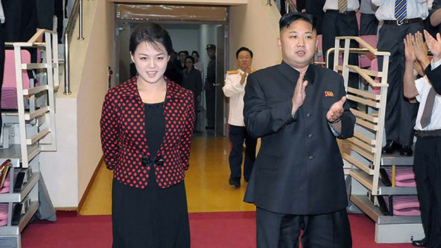 Kim Jong Un dan istrinya, Ri Sol Ju. (Foto: kindermalvorlagen.org)