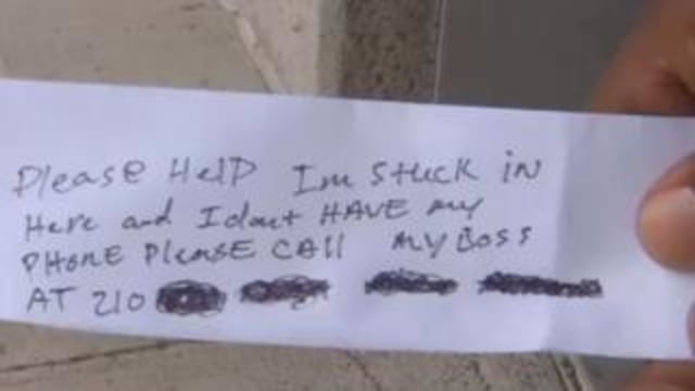 Pesan yang ditulis pria yang terjebak di mesin ATM (Foto: KZTV)