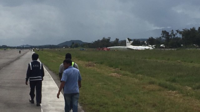 Pesawat Boeing Tri MG keluar landasan di Wamena (Foto: Dok. Istimewa)