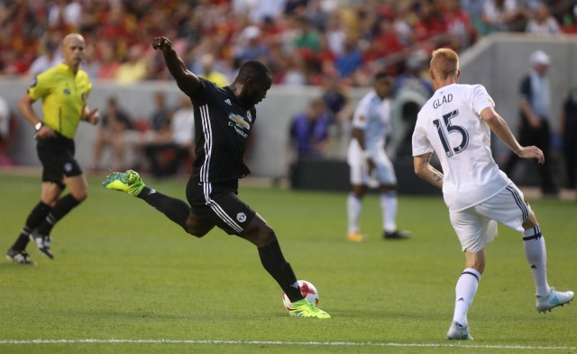 Lukaku mencetak gol ke gawang Real Salt Lake. (Foto: Jim Urquhart/Reuters)
