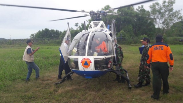 BNPB pantau banjir dengan helikopter (Foto: Dok. BNPB)
