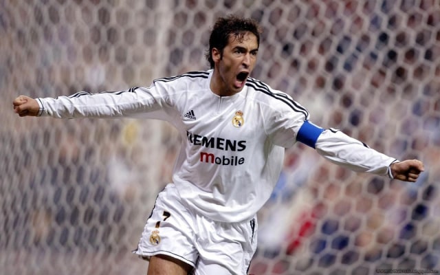 Raul Gonzales, the legend (Foto: Footballs Top Ten)