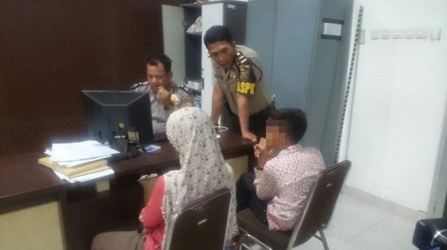 Nenek Ajak Anak Remaja Berhubungan Intim (Foto: Dok. tribratanews)