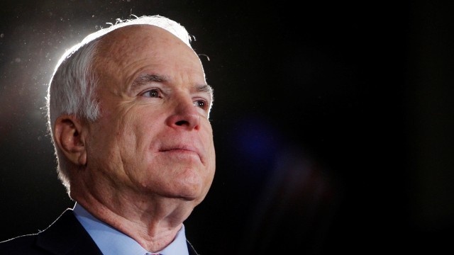 John McCain  (Foto: REUTERS/Brian Snyder)