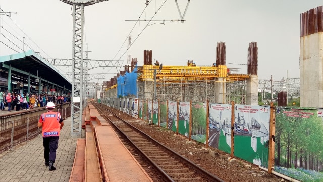Konstruksi stasiun Manggarai. (Foto: Diah Harni/kumparan)