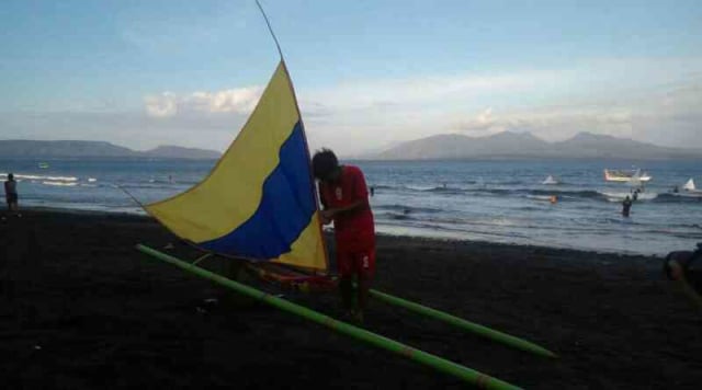 Puluhan Peserta Meriahkan Lomba Perahu Hias Berhadiah 1 Ekor Kambing