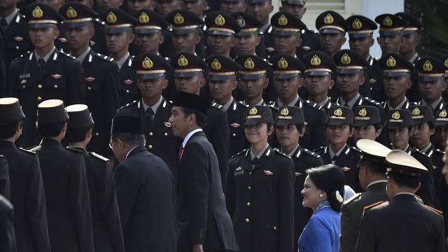 Pelantikan Perwira di Istana Merdeka (Foto: ANTARA/Puspa Perwitasari)