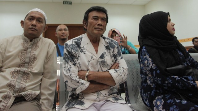 Rhoma Irama melihat sidang lanjutan Ridho Rhoma (Foto: Antara/Muhammad Adimaja)
