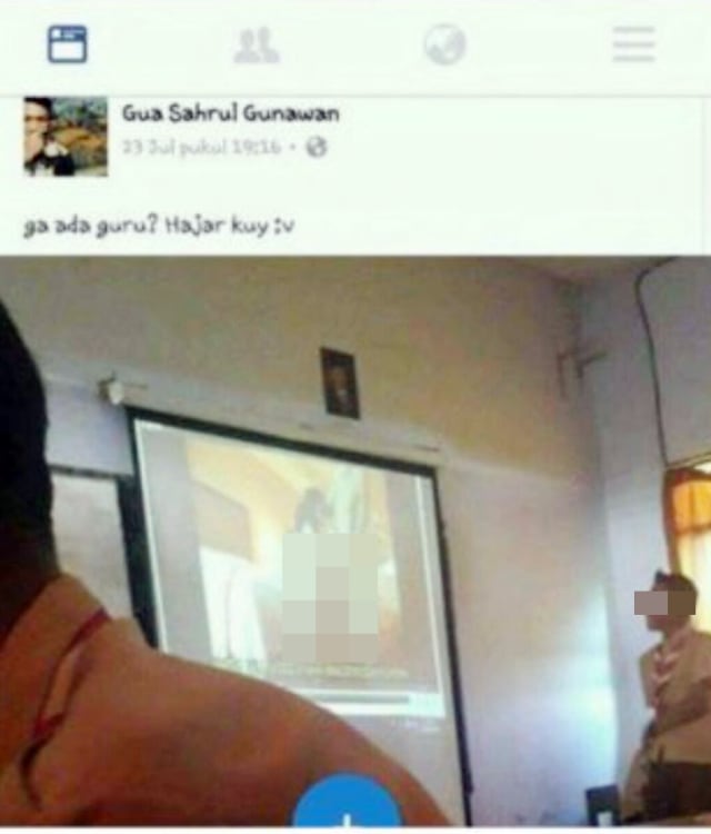 Anak sekolah nonton video porno di kelas (Foto: Istimewa)