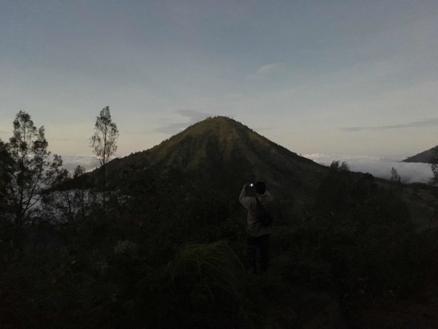 Menyambut Pagi di Gunung Ijen (9)