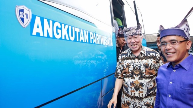 Banyuwangi Luncurkan Angkutan Pariwisata Gratis. (Foto: Dok. Pemkab Banyuwangi)