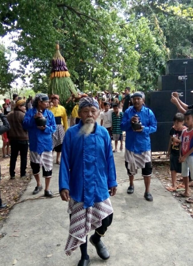 Eko-religi ruwatan mata air di Jepara (Foto: Dok. Yayasan Kartini Indonesia)