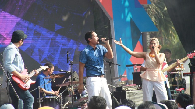 Maliq & D'Essentials. (Foto: Munady Widjaja)