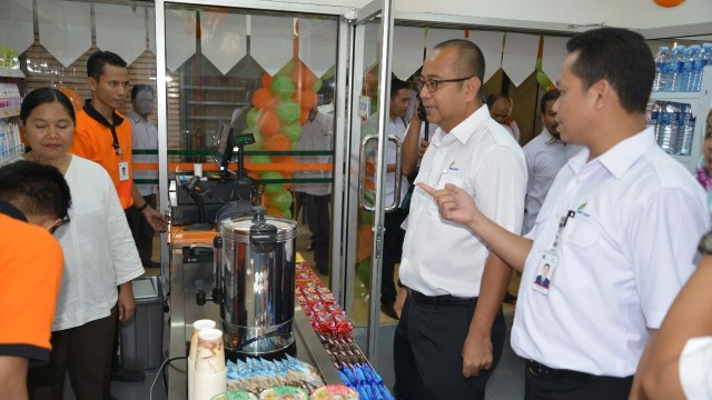 Pembukaan gerai Jakmart di Pasar Baru.  (Foto: Dok. PD Pasar Jaya)