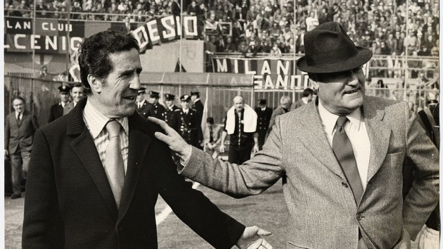 Nereo Rocco (kanan) bersama Helenio Herrera. (Foto: Wikimedia Commons)