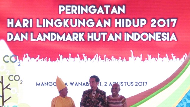 Joko Widodo dialog dengan pecinta lingkungan  (Foto: Yudhistira Amran/kumparan)