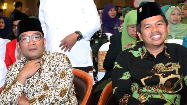 Ridwan Kamil dan Dedi Mulyadi (Foto: ANTARA/Risky Andrianto)