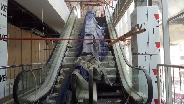 Eskalator di Halte Cipulir belum difungsikan (Foto: Diah Harni/kumparan)