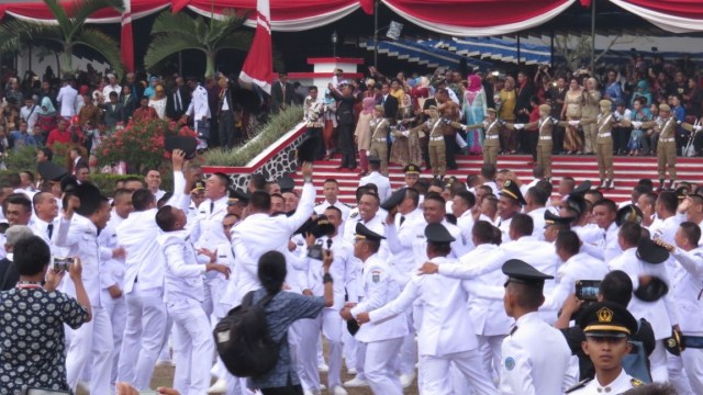 Jokowi di Pelantikan Praja Muda IPDN ke-24 Foto: Yudhistira Amran Saleh/kumparan