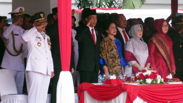 Jokowi di Pelantikan Praja Muda IPDN ke-24 (Foto: Yudhistira Amran Saleh/kumparan)