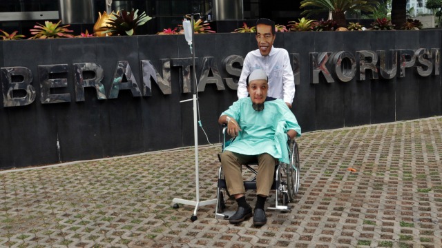Jokowi dituntut usut tuntas kasus Novel (Foto: Fanny Kusumawardhani/kumparan)