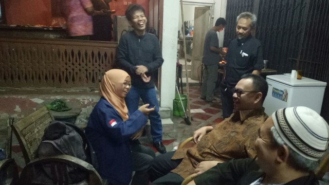 Sudirman Said kongkow bareng relawan Pilgub Jateng (Foto: Wisnu Prasetyo/kumparan)