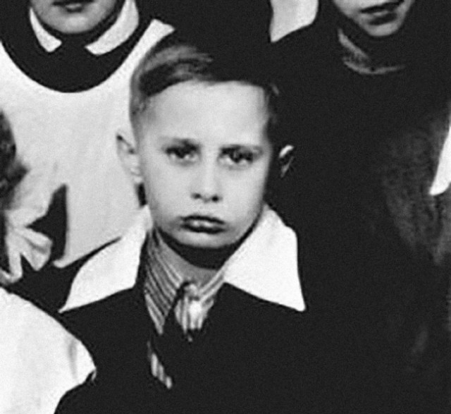 Vladimir Putin saat masa kecil. (Foto: Dok. East News)