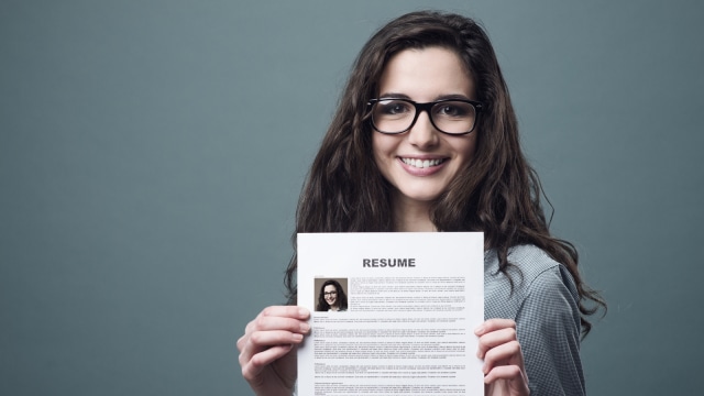 Menulis resume berbahasa Inggris (Foto: Thinstock)
