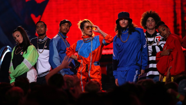 Rita Ora di Teen Choice Awards 2017 (Foto: Reuters)