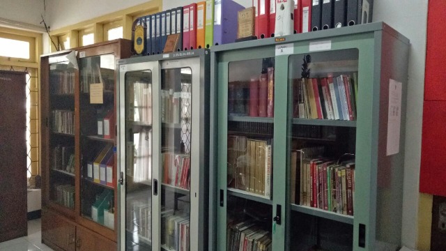 Perpustakaan di rumah Imam Bonjol 1, Menteng. (Foto: Anggi Kusumadewi/kumparan)