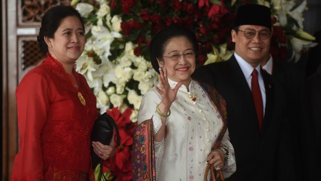 Puan Maharani, Megawati, dan Ahmad Basarah (Foto: Antara/Akbar Nugroho Gumay)