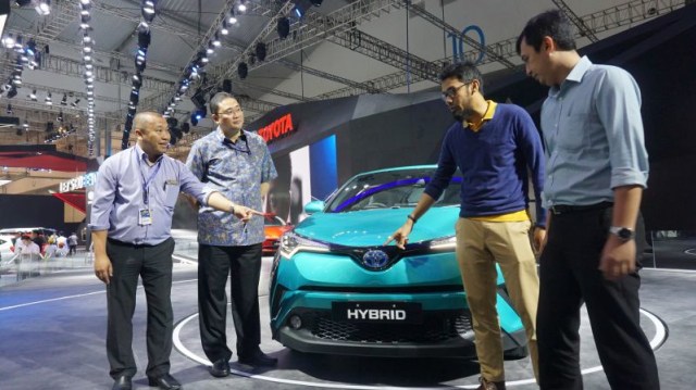 Toyota C-HR Hybrid (Foto: Gesit Prayogi)
