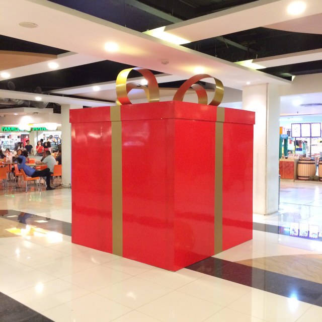 Com-Kotak Kado HBDI di Pusat Perbelanjaan (Foto: HBDI)