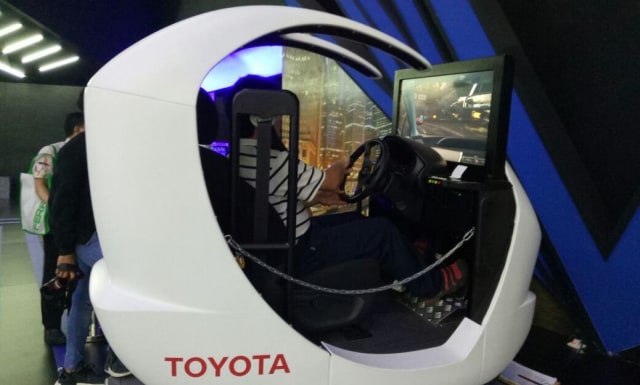 Simulasi safety driving Toyota (Foto: Jihad Akbar/kumparan)