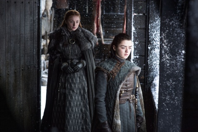 Sansa dan Arya Stark mulai mengalami gesekan (Foto: HBO)