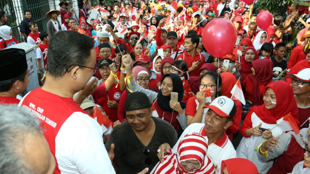 Anies di acara 17-an di Kuningan Timur, Setiabudi (Foto: Dok. Anies-Sandi Media Centre)