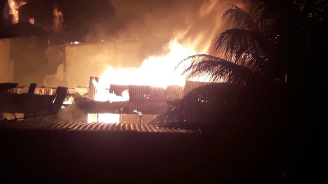 Kebakaran di Jalan Kangkung Kebayoran Lama (Foto: Dok. Humas Polres Jakarta Selatan)