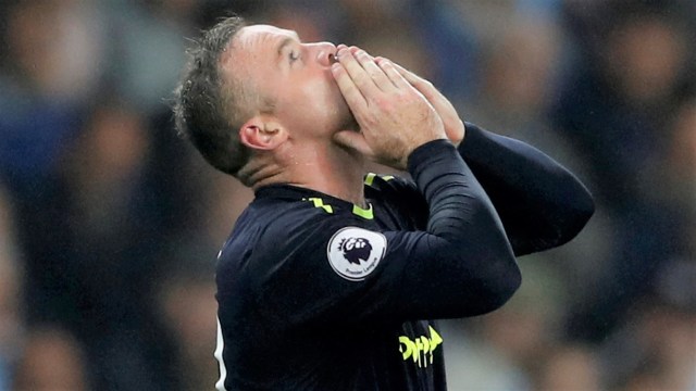 Wayne Rooney pada laga melawan City. (Foto: Reuters/Carl Recine)