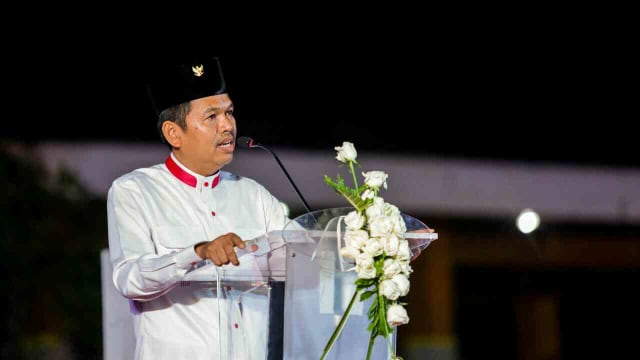 "Cinta dan Bela Tanah Air"