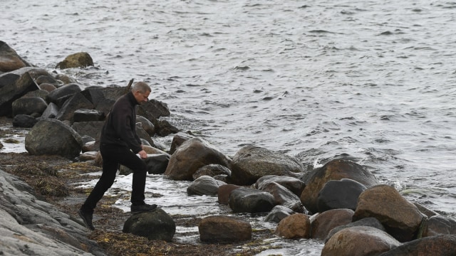 Kepolisian mencari potongan tubuh Kim Wall (Foto: Kenneth Meyer/Ritzau Foto via AP)