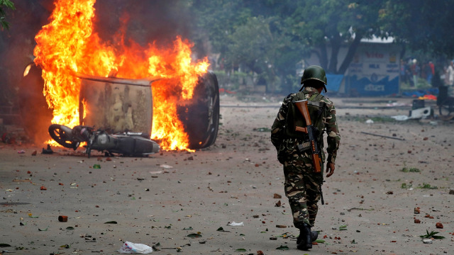Kerusuhan di India. (Foto: Cathal McNaughton/Reuters)