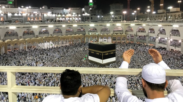 Kakbah di Masjidil Haram, Makkah. (Foto: REUTERS/Suhaib Salem)