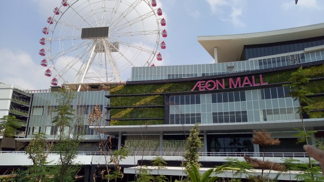 AEON Mall JGC dibuka 30 September 2017 Foto: Intan Kemala Sari/kumparan