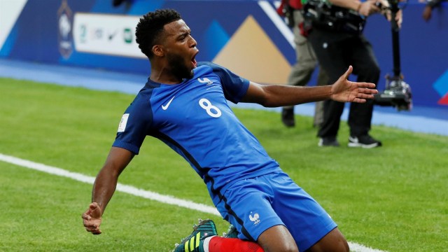 Lemar merayakan gol bersama Timnas Prancis. (Foto: Gonzalo Fuentes/Reuters)