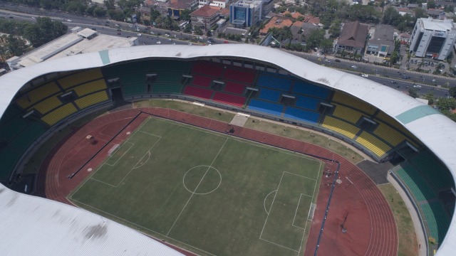 Stadion Patriot Candrabaga (Foto: Aditia Noviansyah/kumparan)