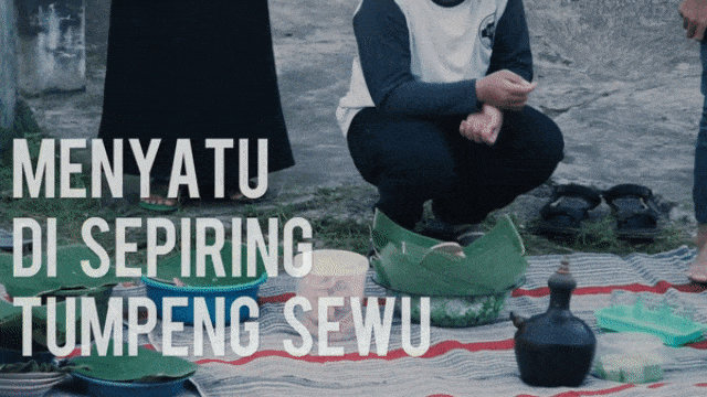 Menyatu di Sepiring Tumpeng Sewu (49488)