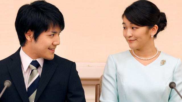 Putri Mako dan Kei Komuro (Foto: REUTERS/Shizuo Kambayashi/Pool)